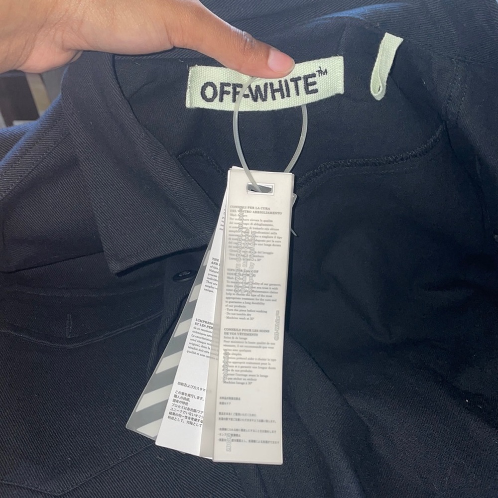 Authentic Off-White Jean Jacket - Picture 4 of 4